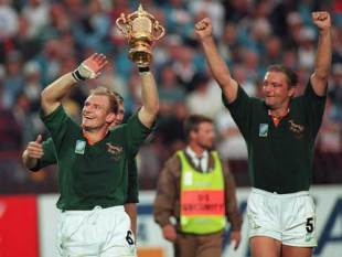 Francois Pienaar and Hannes Strydom celebrate World Cup victory