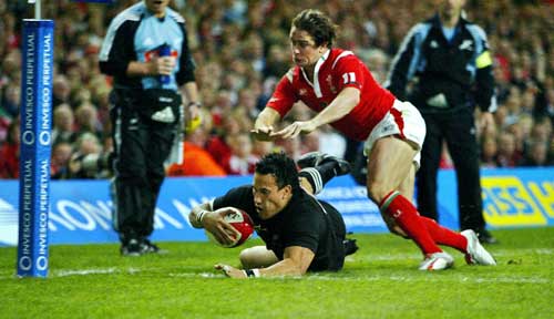 Rico Gear scores against Wales