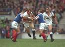 Lawrence Dallaglio attacks the French defence in 1997