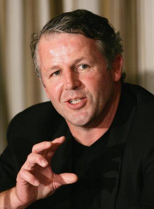 Sean Fitzpatrick speaks during the New Zealand Classic All Blacks Japan tour press conference at The Foreign Correspondents Club of Japan in Tokyo, Japan on May 11, 2007. 
