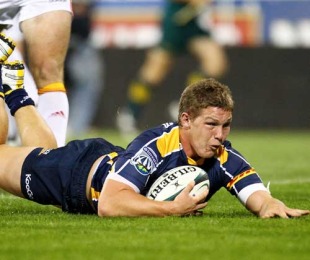 Michael Hooper touches down for the Brumbies in their win over the Chiefs in the Super 14, Canberra, Australia, March 26, 2010