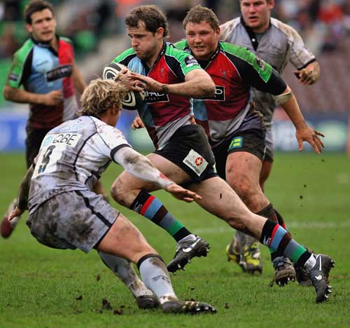 Harlequins' Nick Evans cuts a line against Newcastle