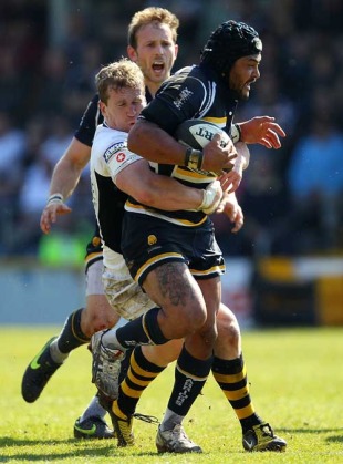 Worcester's Sam Tuitupou is tackled by Wasps' Tom Rees, Worcester Warriors v London Wasps, Guinness Premiership, Sixways Stadium, Worcester, England, April 17, 2010