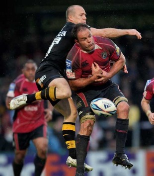 Cardiff Blues' Xavier Rush and Wasps' Mark van Gisbergen compete for a high ball, London Wasps v Cardiff Blues, European Challenge Cup, Adams Park, Wycombe, England, May 1, 2010