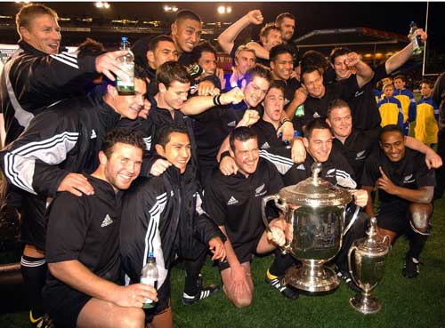 The All Blacks celebrate winning the 2003 Tri Nations