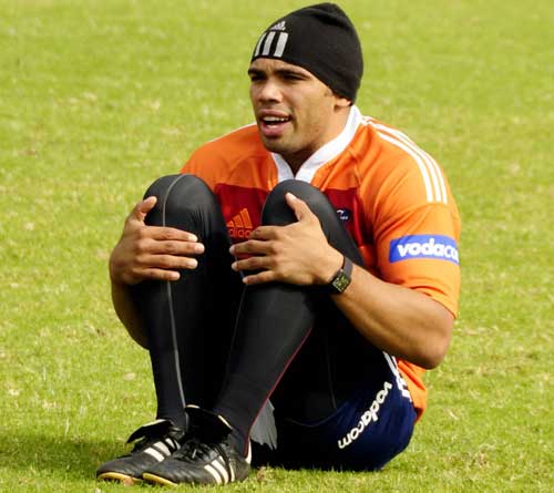 The Stormers' Bryan Habana warms up during a training session
