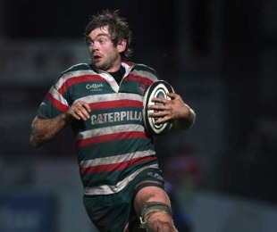 Leicester's Geoff Parling charges forward against Gloucester, Gloucester v Leicester Tigers, Kingsholm, Gloucester, England, November 20, 2009