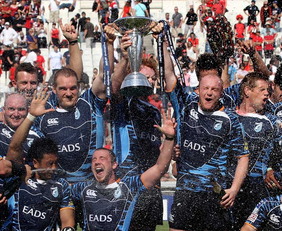Gethin Jenkins and Martyn Williams lift the European Challenge Cup