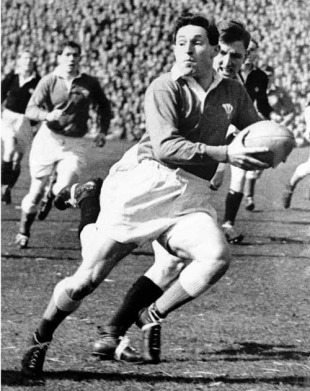 Wales fly-half Cliff Morgan attacks some space, Wales v Scotland, Five Nations, National Stadium, Cardiff, Wales, April 10, 1954