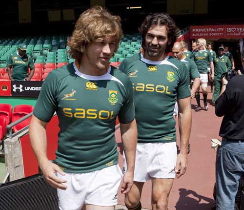 Frans Steyn and Victor Matfield emerge for training
