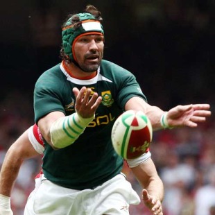 South African lock Victor Matfield passes, Wales v South Africa, Millennium Stadium, Cardiff, Wales, June 5, 2010