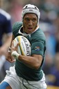 South Africa's Gio Aplon exploits a gap in the France defence