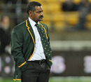 South Africa coach Peter de Villiers watches on