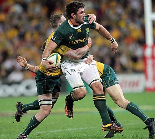 South Africa's Ryan Kankowski looks to offload