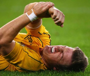 Australia centre Rob Horne grimaces after a tackle, Australia v South Africa, Tri-Nations, Suncorp Stadium, Brisbane, July 24, 2010