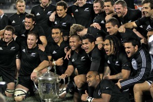New Zealand delight in retaining the Bledisloe Cup, New Zealand v Australia, Tri-Nations, AMI Stadium, Christchurch, New Zealand, August 7, 2010