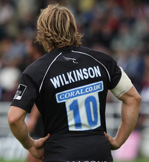 Jonny Wilkinson in action for Newcastle Falcons in the 2008-09 English Premiership