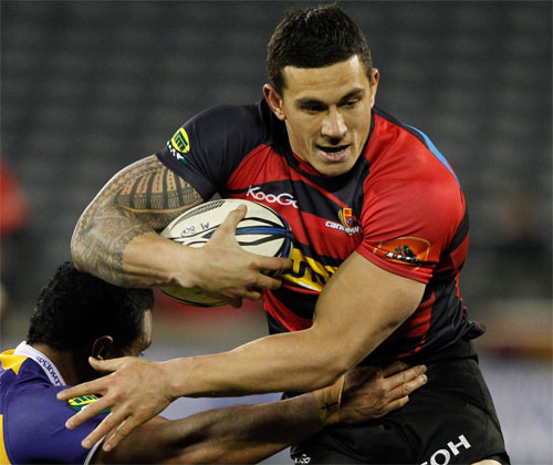 Canterbury's Sonny Bill Williams evades the Bay of Plenty cover during the round six ITM Cup match