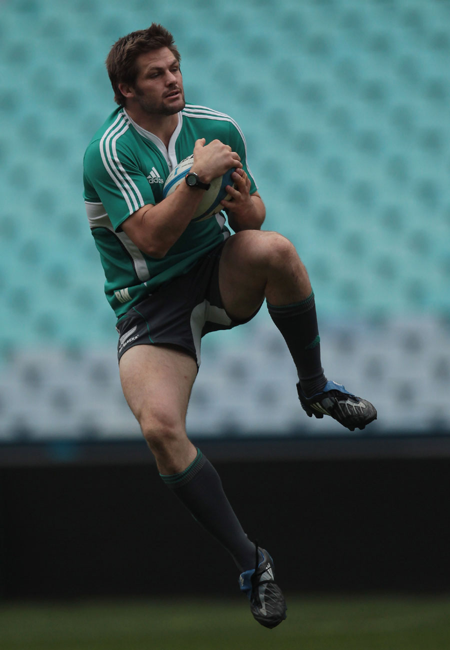 Richie McCaw claims a high ball during training
