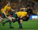 Wallabies captain Rocky Elsom up ends Victor Vito