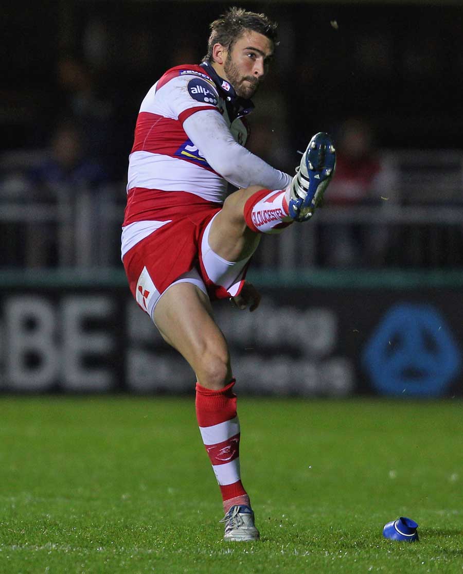 Gloucester's Nicky Robinson slots a kick