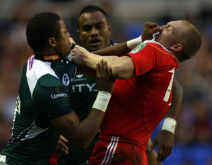 Delon Armitage and Keith Earls come to blows as tempers ignite, London Irish v Munster, Heineken Cup, Madejski Stadium, Reading, England, October 9, 2010