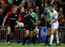 Alex Goode celebrats a try against Leinster