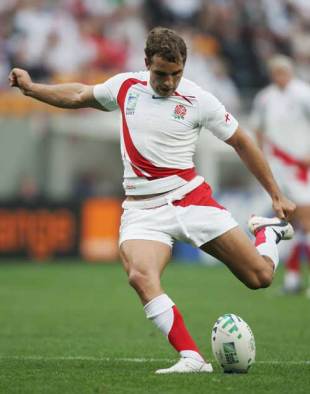 England fly-half Olly Barkley kicks for goal, England v Usa, World Cup, Stade Felix Bollaert, September 8 2007