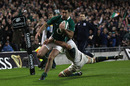 Ireland fullback Rob Kearney crosses in the corner