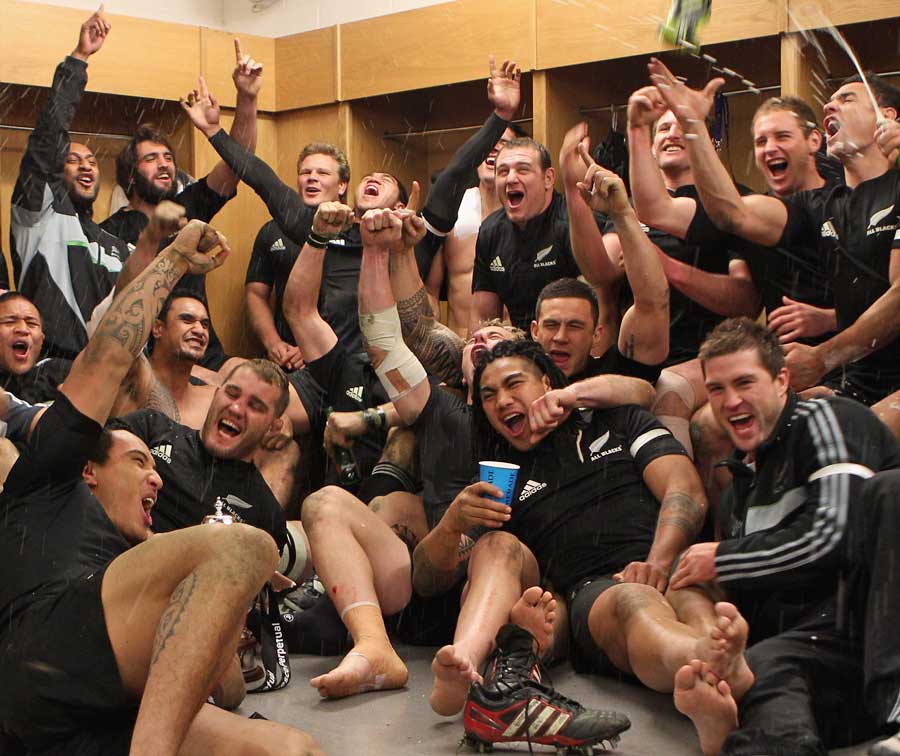 New Zealand celebrate clinching the Grand Slam