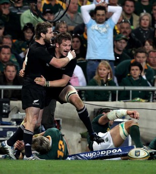 All Blacks skipper Richie McCaw celebrates after scoring, South Africa v New Zealand, Tri-Nations, FNB Stadium, Soweto, South Africa, August 21, 2010