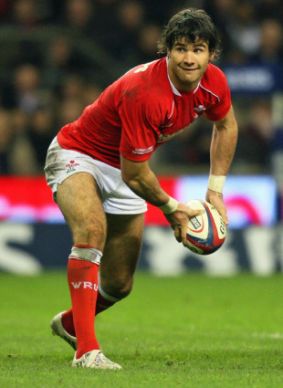 Mike Phillips of Wales passes the ball during the Six Nations Championship match between England and Wales at Twickenham in London, England on February 2, 2008.
