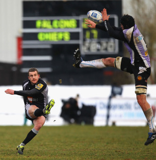 Newcastle fly-half Jeremy Manning lands a drop goal, Newcastle Falcons v Exeter Chiefs, Amlin Challenge Cup, Netherdale, Galashiels, Scotland, December 19, 2010