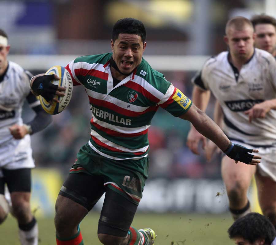 Leicester's Manu Tuilagi breaks clear to score, Leicester v Sale, Aviva Premiership, Welford Road, Leicester, England, December 27, 2010