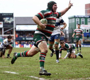 Tom Waldrom celebrates before crossing for Leicester's sixth try, Leicester v Treviso, Heineken Cup, Welford Road, Leicester, England, January 23, 2011