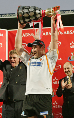 Rory Duncan of the Free State Cheetahs lifts the trophy during the Absa Currie Cup Final match between Vodacom Free State Cheetahs and Golden Lions held at Vodacom Park in Bloemfontein, South Africa on October 27, 2007 . 