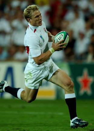 Josh Lewsey runs in to score one of his five tries against Uruguay, England v Uruguay, World Cup, Suncorp Stadium, November 2 2003