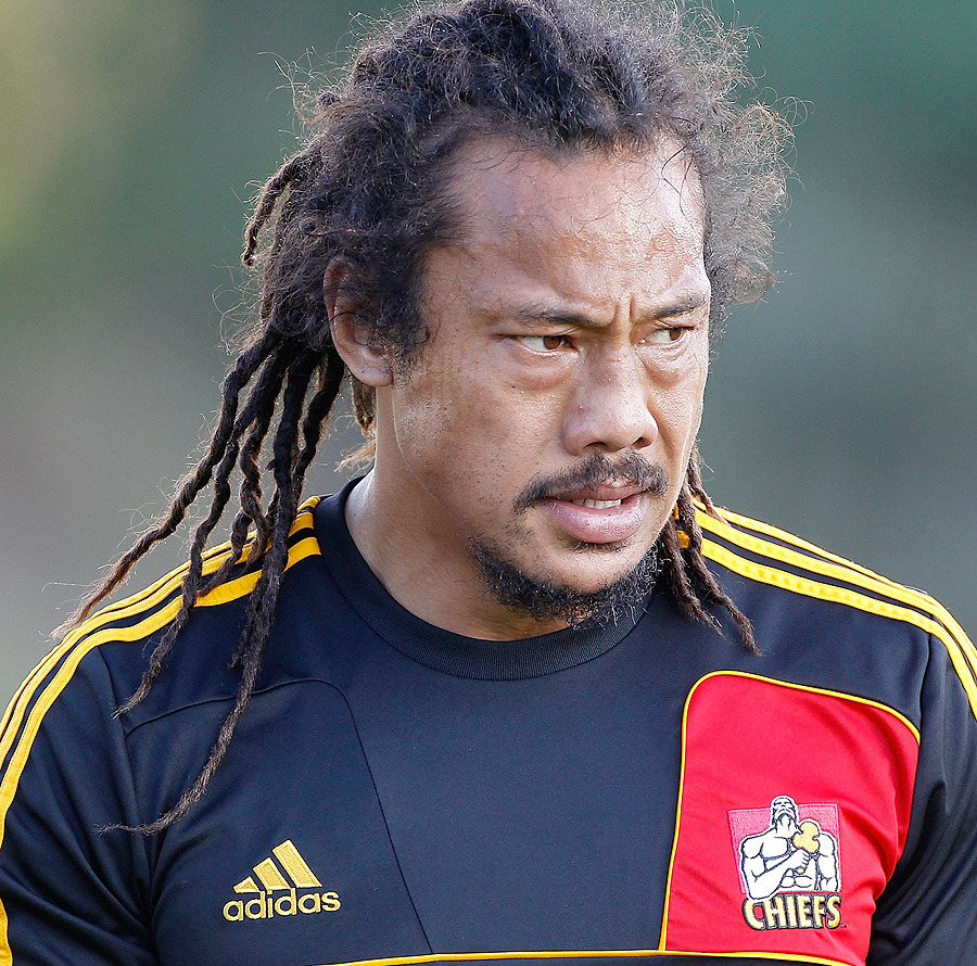 The Chiefs' Tana Umaga warms up for his side's clash with the Blues