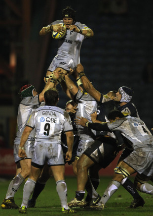 Ben Woods claims a lineout for Leicester, Sale Sharks v Leicester Tigers, Aviva Premiership, Edgeley Park, Stockport, England, February 25, 2011