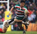 Leicester's Manu Tuilagi leaves the Saracens defence sprawling