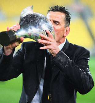 Canterbury coach Rob Penney drinks from the trophy following the Air New Zealand Cup final,  Wellington Lions v Canterbury,  Westpac Stadium, October 25, 2008