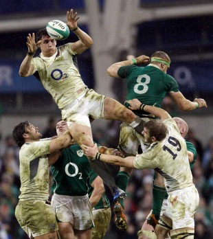 England's Tom Wood claims a lineout, Ireland v England, Six Nations, Lansdowne Road, Dublin, Ireland, March 19, 2011