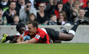 Israel Dagg scores for the Crusaders against the Sharks, Crusaders v Sharks, Super Rugby, Twickenham, London, England, March 27, 2011