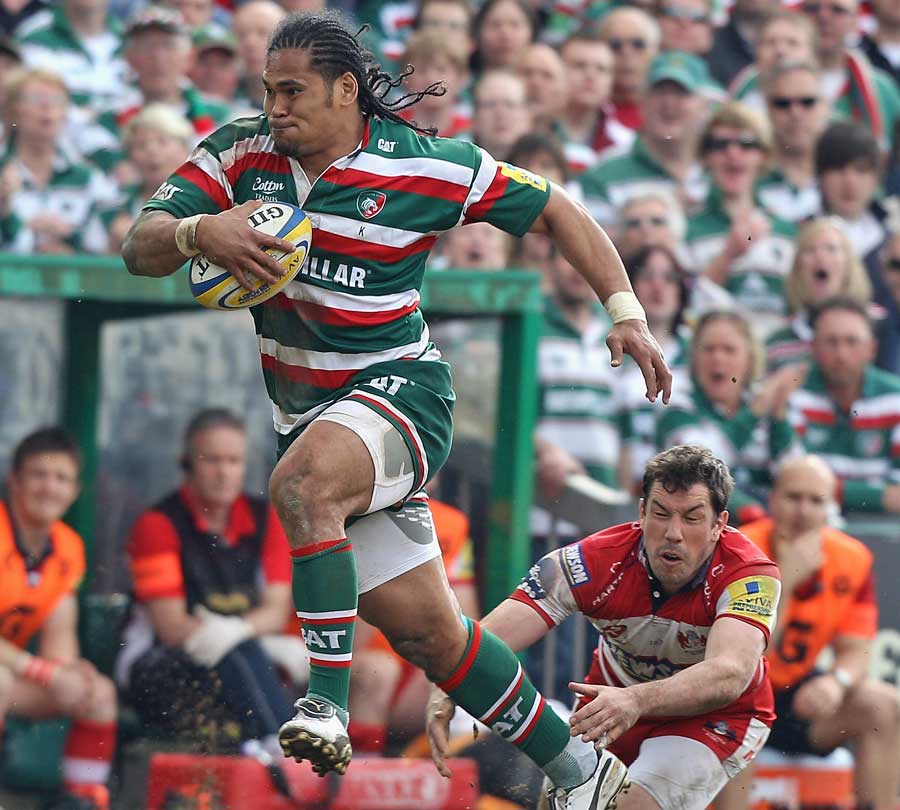 Leicester's Alesana Tuilagi powers through the Gloucester defence, Leicester Tigers v Gloucester, Aviva Premiership, Welford Road, Leicester, England, April 16, 2011