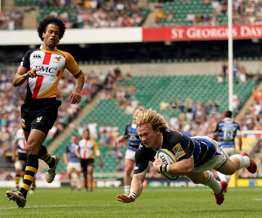 Tom Biggs dives in to score for Bath against Wasps