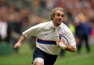 Phillippe Bernat-Salles scores the winning try against Scotland at the Stade de France, February 4 2001