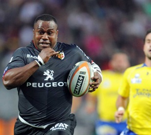 Toulouse winger Rupeni Caucaunibuca races away to score, Toulouse v Clermont Auvergne, Top 14, Stade Velodrome, Marseille, France, May 27, 2011