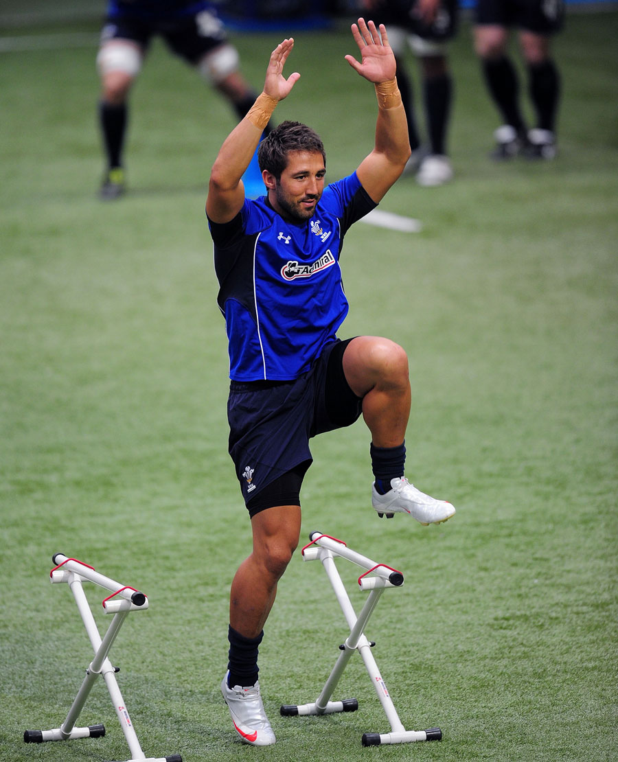 Gavin Henson in action during Wales training