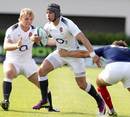 England's Ben Ransom stretches the French defence