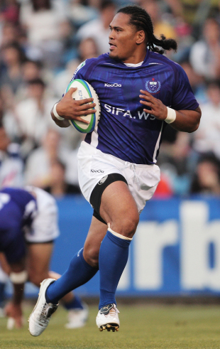 Samoa's Alesana Tuilagi races in for a try, Japan v Samoa, IRB Pacific Nations Cup, Prince Chichibu Memorial Stadium, Tokyo, Japan, July 2, 2011